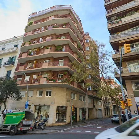 شقة 73cop1034 - Spacious With Terrace