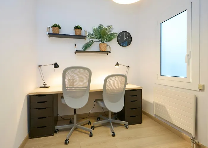 73cop1034 - Spacious With Terrace * برشلونة