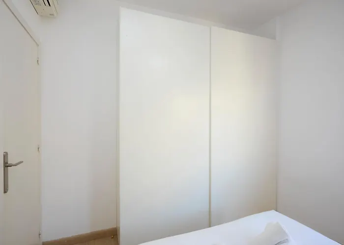 شقة 73cop1034 - Spacious With Terrace *