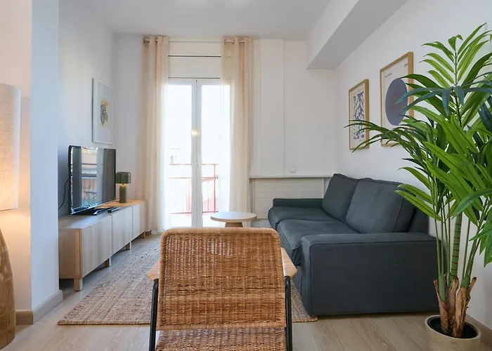 73cop1034 - Spacious With Terrace شقة برشلونة
