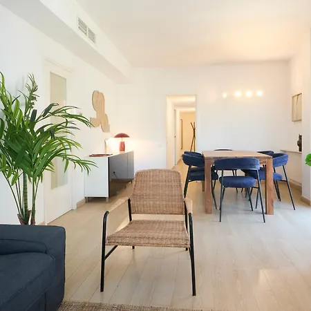 73cop1034 - Spacious With Terrace Apartman *
